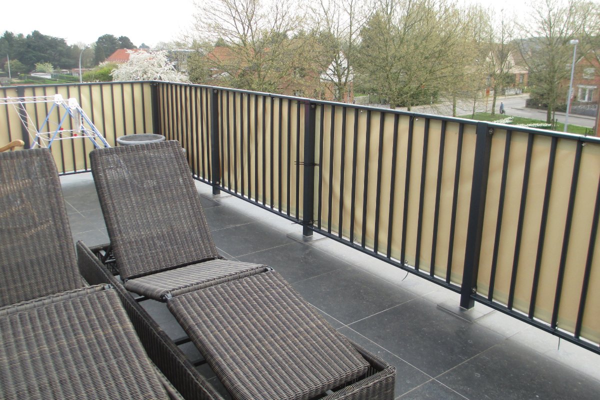 Balkon met hekwerk uit het weekoverzicht van 15 t/m 21 maart 2026